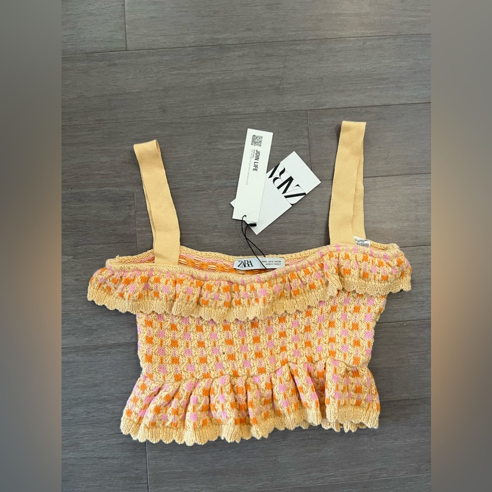 Zara ruffle top. Sweater material. Crop. New!! Size small.